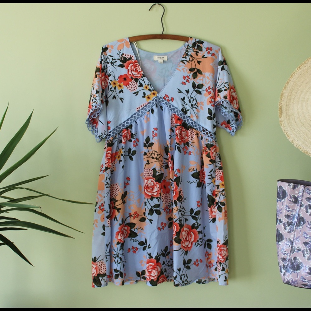 Umgee blue floral dress size medium